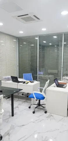 Ofiste kaset tipi klima iç ünitesini monte ettik.